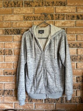 Men's Gray Sherpa-Lined Zip-Up Hoodie
